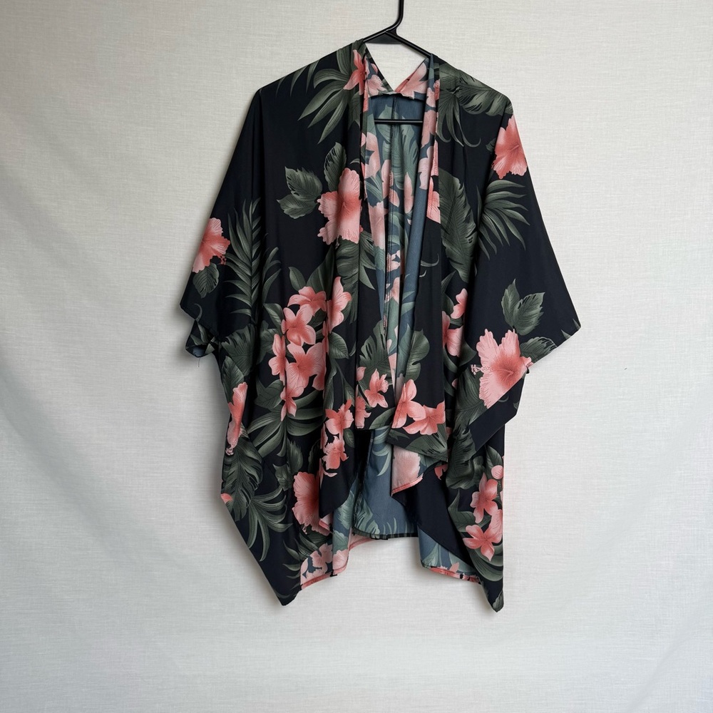 Keren Hart Floral Kimono Open Front Cardigan – Black with Pink Floral- Size M